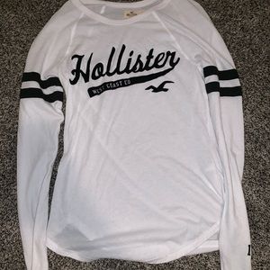 Hollister shirt ❤️